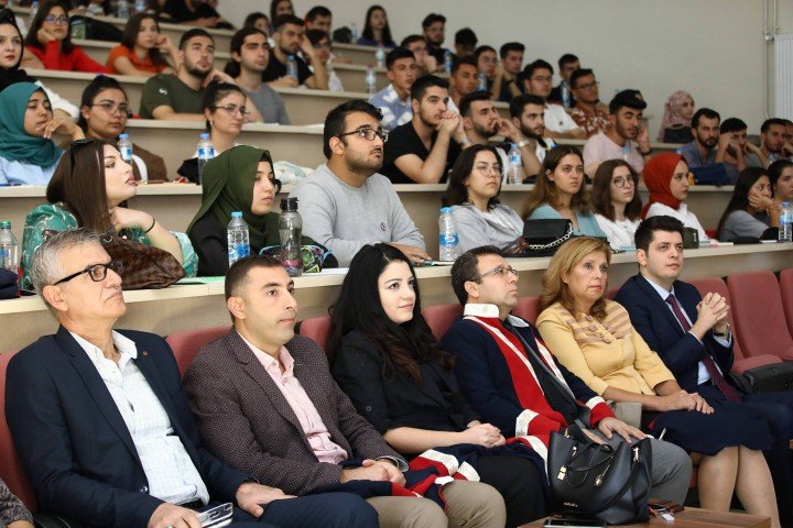 جامعة غازي عنتاب Gaziantep الحكومية في تركيا